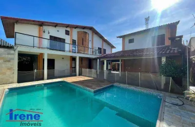 Sobrado 50 metros da praia com 4 dormitórios à venda, 239 m² por r$ 700.000 - suarão - itanhaém/sp