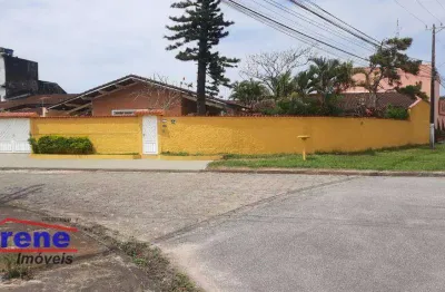 Casa a 250 metros da praia com 5 dormitórios à venda, 183 m² por r$ 980.000