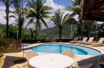Casa com 5 quartos, praia das toninhas, ubatuba - r$ 3.45 mi, cod: 2009