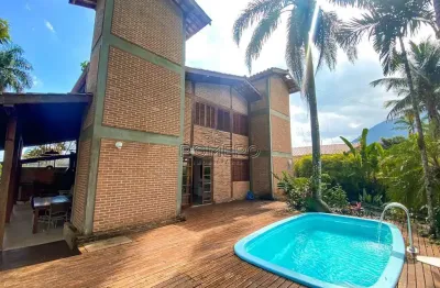 Casa com 3 dorms, condomínio lagoinha, ubatuba - r$ 2.31 mi, cod: 2356