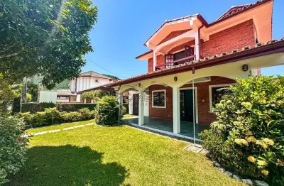 Casa de Condomínio com 7 quartos, Condomínio Lagoinha, Ubatuba - R$ 2.29 mi, Cod: 2551