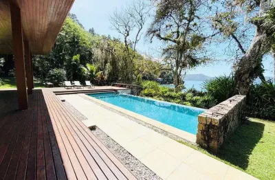 Casa com 4 quartos, praia do flamengo, ubatuba - r$ 20 mi, cod: 2733