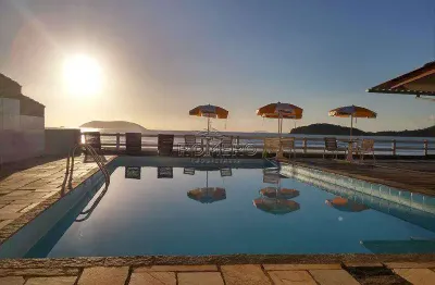 Hotel com 24 dorms, praia da maranduba, r$7mi - código 589