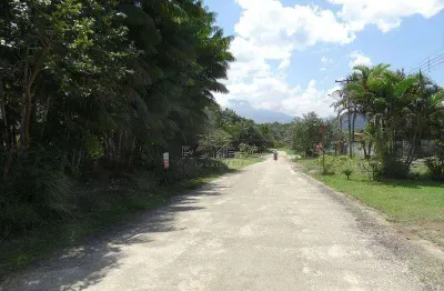 Terreno à venda na Avenida Engenho Velho, Praia da Lagoinha, Ubatuba