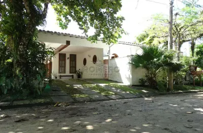 Casa com 4 quartos, praia do lázaro, ubatuba - r$ 2 mi, cod: 693