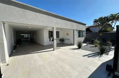 Casa com 4 quartos à venda na Rua Osíris Ricaardo Dos Santos, 89, Balneário Ipacaraí, Matinhos