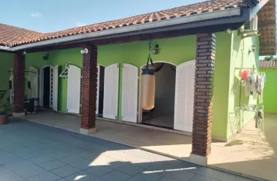 Casa para venda em itanhaém, belas artes, 2 dormitórios, 1 suíte, 2 banheiros, 5 vagas