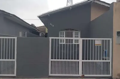 Casa para venda em itanhaém, jardim anchieta, 1 dormitório, 1 banheiro, 1 vaga