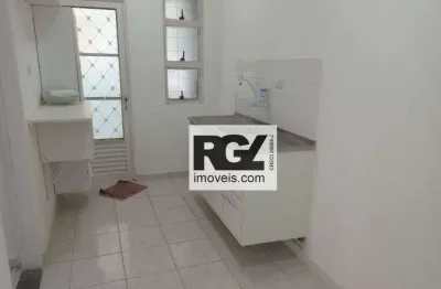 Ap na quadra da praia, 01 dormitório reformado. ponta da praia, santos. 375mil