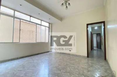 Apartamento de 2 dormitórios a pouco metros da praia