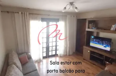 Casa à venda com 130m² – 2 quartos sendo 1 suíte+ escritório e churrasqueira – 800m do metrô vila p