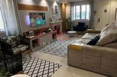 Casa à venda em condomínio fechado com 125m² - 3 quartos 1 suíte, quintal, lareira no butantã