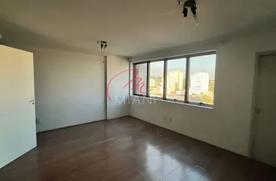 Conjunto comercial na lapa com 37m²,  2 banheiros e 1 vaga | próx. à estação lapa da cptm e shoppin