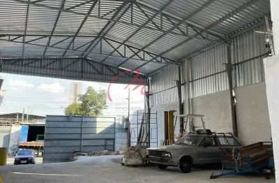 Galpão para locação no ipiranga com 460m², 1 sala e 2 banheiros - próximo a estação ipiranga
