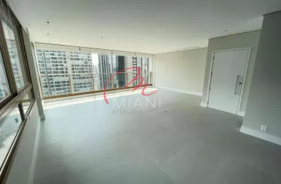 Apartamento para locação no itaim bibi com 147m², 3 quartos sendo 1 suíte e 2 vagas de garagem