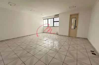Conjunto comercial para locação na indianópolis com 36.56m², 2 banheiros e 1 vaga de garagem - próx