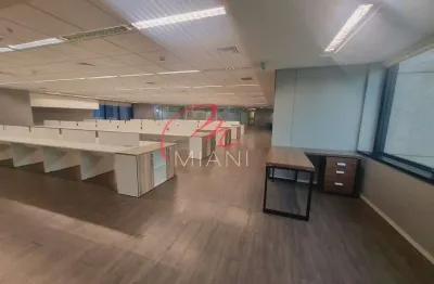 Conjunto comercial para locação em pinheiros com 775m², 7 salas, 9 banheiros e 24 vagas de garagem