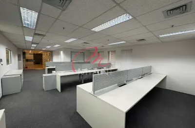 Conjunto comercial para locação em pinheiros com 120m², 3 banheiros e 2 vagas de garagem - à 700 me