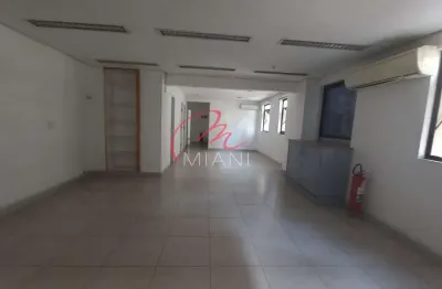 Conjunto comercial para locação na várzea da barra funda com 200m², 7 salas e 12 banheiros - próxim