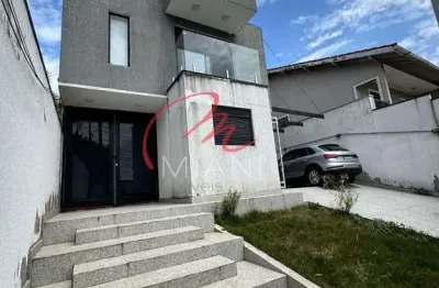 Sobrado moderno à venda – jardim adalgiza | 2 suítes e piscina