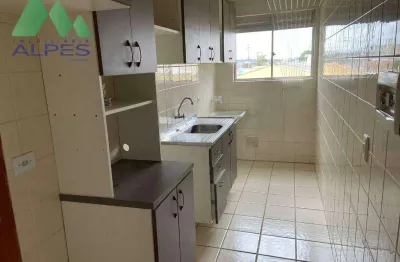 Todo mobiliado apartamento primeiro andar apenas um lance de escadas