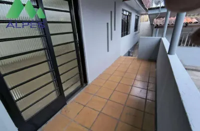 Casa com 2 dormitórios para alugar, 90 m² por r$ 1.890,01/mês - capão raso - curitiba/pr