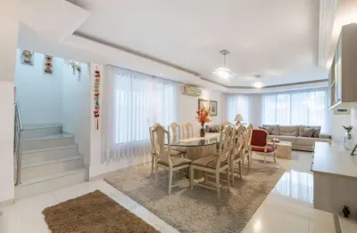Casa em condomínio,  5 quartos, 5 vagas, a venda, no bairro uberaba, em curitiba. rebrokers