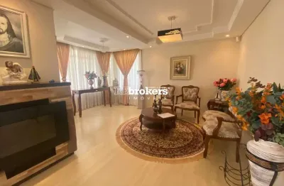 Casa  4 Dormitórios, 4 Vagas, à Venda, no Bairro Bacacheri, Curitiba. REbrokers