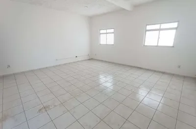 Sala comercial para alugar na Rua Renato Vaz Rebouças, 247, Centro, Vitória da Conquista