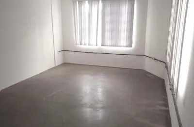 Sala comercial para alugar na Rua Lisboa, 185, Centro, Vitória da Conquista
