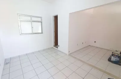 Sala comercial para alugar na Rua Renato Vaz Rebouças, 247, Centro, Vitória da Conquista