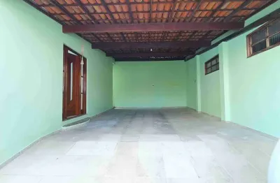 Casa com 4 quartos à venda na Rua Renato Vaz Rebouças, 246, Centro, Vitória da Conquista