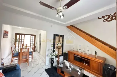 Casa com 3 quartos à venda no Pompéia, Santos 