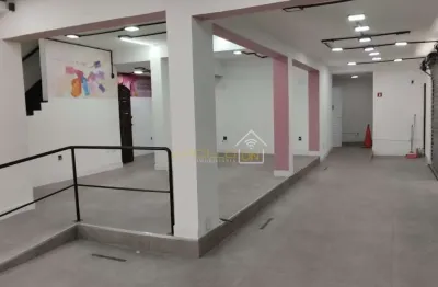 Casa comercial com 2 salas para alugar no Marapé, Santos 