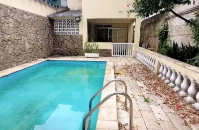 Casa com 4 quartos para alugar no Macuco, Santos 