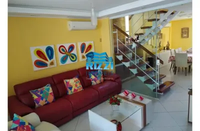 Casa de condomínio com 3 quartos à venda, 200m² - taquara