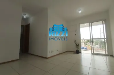 Lindo apartamento com 02 quartos, sendo 01 suíte no pechincha
