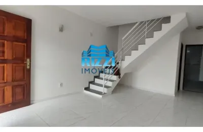 Casa triplex em condomínio fechado na freguesia/jacarepaguá