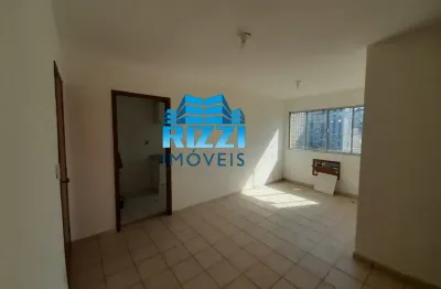 Ótimo apartamento com 03 quartos na estrada do pau ferro