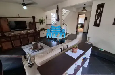 Casa duplex a venda no condomínio gramado na taquara