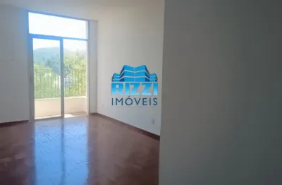 Ótimo apartamento com 02 quartos à venda na av. geremário dantas