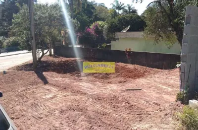 Terreno à venda plano de esquina em otimo bairro da colonia aonde acontece a tradicional festa ital