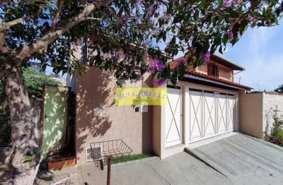 Lindo sobrado à venda 4 dormitorios sendo 2 suites com òtima localização bairro jardim santa adelai