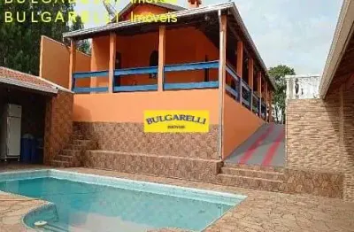 Chácara à venda 2 quartos, 6 vagas, salão com churrasqueira , piscina , casa caseiro , 1764m²at, mo