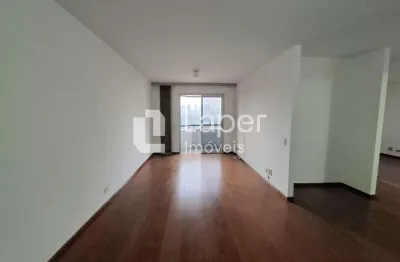 Apartamento com 76m², 2 dormitórios e 2 vagas à venda em Pinheiros.