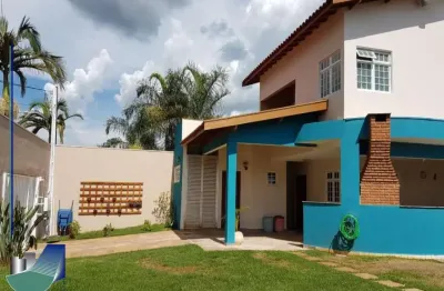 Casa residencial com 3 suítes à venda, 365m² - ribeirânia