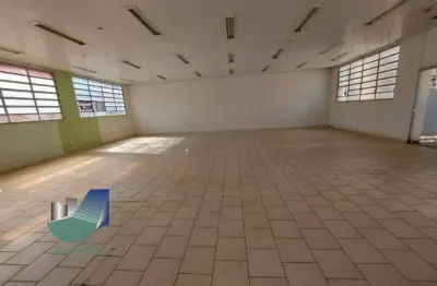 Prédio comercial com 28 salas para alugar, 2500m² - centro