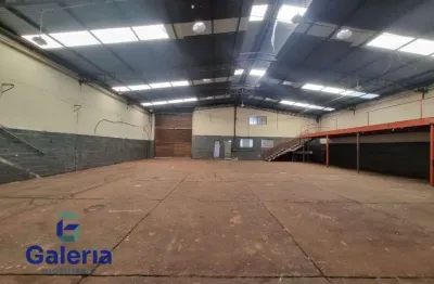 Galpão comercial para alugar, 560m²- parque industrial tanquinho