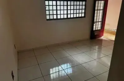 Casa residencial com 2 quartos para alugar, 112m² - parque das andorinhas