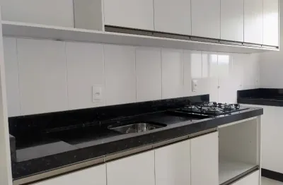 Apartamento 2 dormitórios mobiliado sacada com churrasqueira locação anual